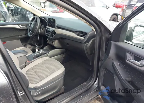 2020 Ford Escape Se z USA, uszkodzony, nr VIN 1FMCU0G66LUC62996